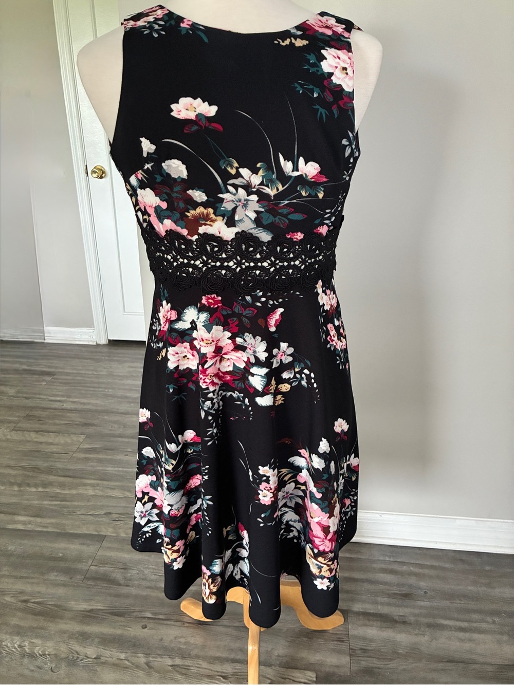 Black Floral Crochet-Waist Midi Dress